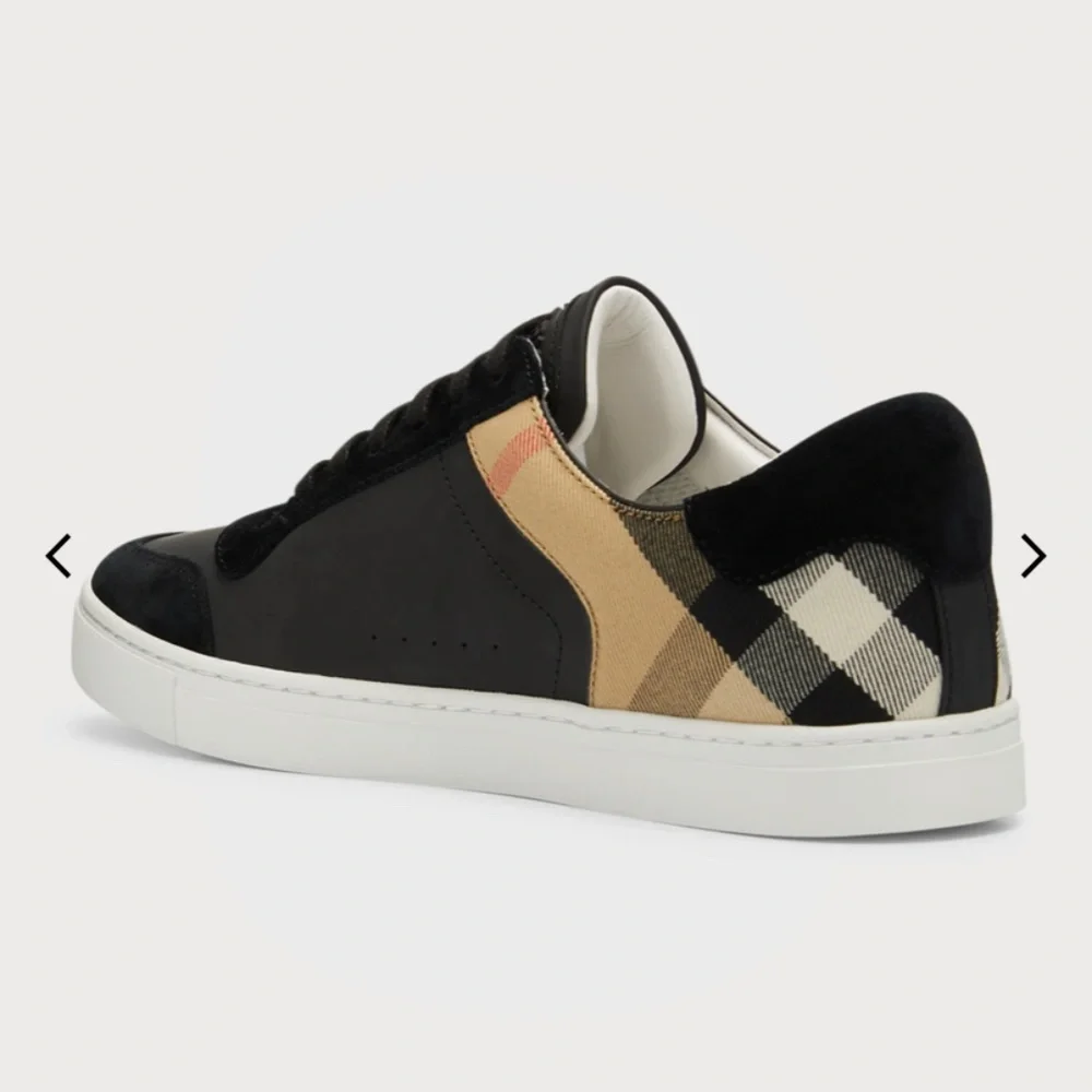 BURBERRY SNEAKERS - Picture 4 of 5